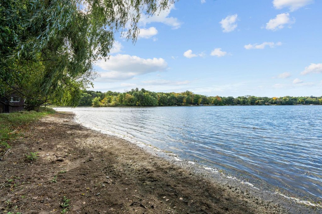 8274 Hidden Bay Trail N, Lake Elmo, MN 55042 — photo 5