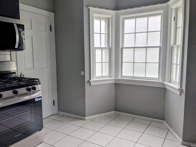 4326 S Wayne Avenue, Fort Wayne, IN 46807