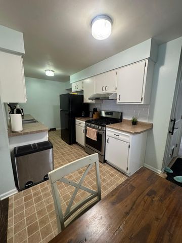 375 Lark Avenue, Maplewood, MN 55117