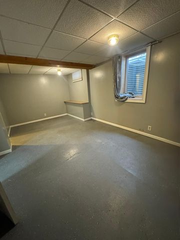 375 Lark Avenue, Maplewood, MN 55117