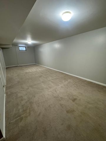 375 Lark Avenue, Maplewood, MN 55117