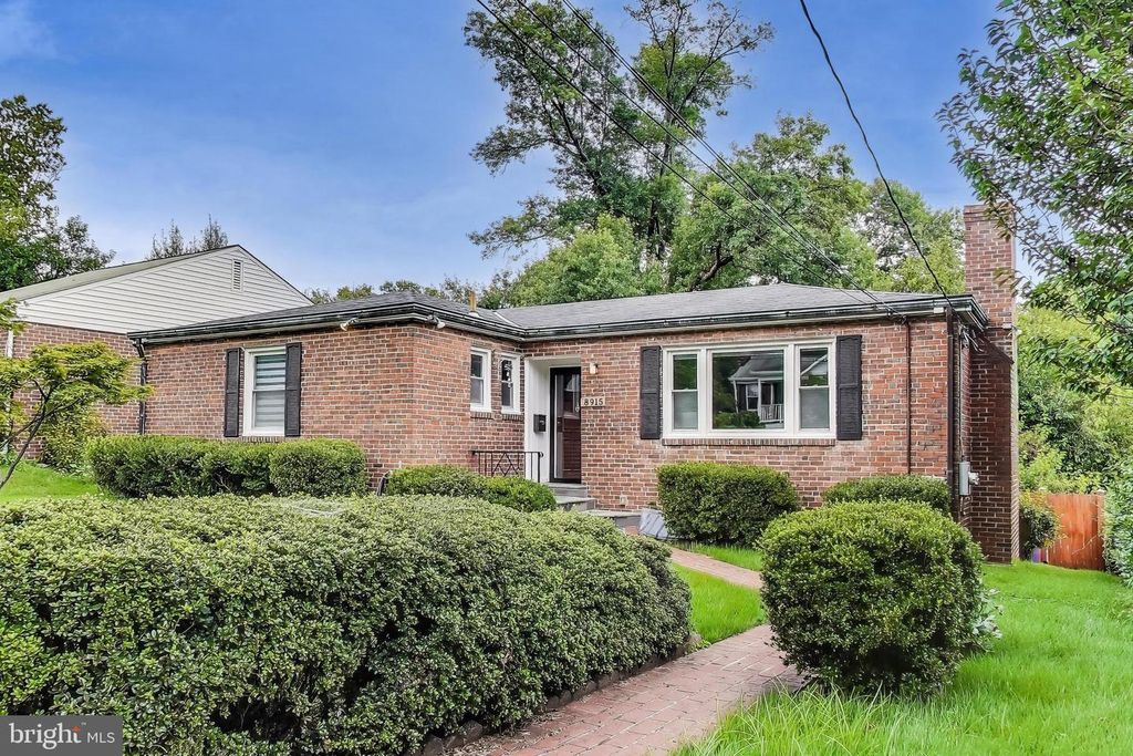 8915 WHITNEY ST, Silver Spring, MD 20901