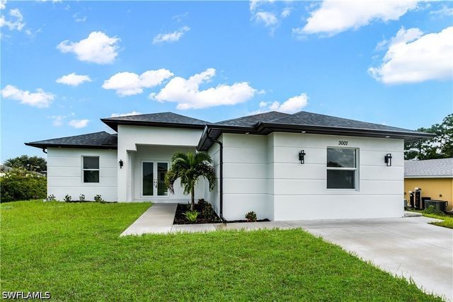 3007 72nd ST W, Lehigh Acres, FL 33971