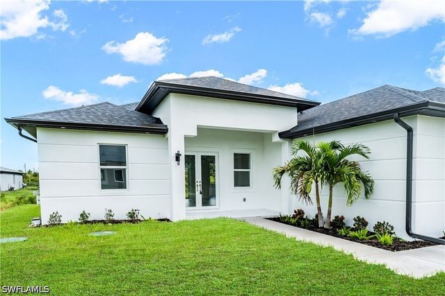 3007 72nd ST W, Lehigh Acres, FL 33971