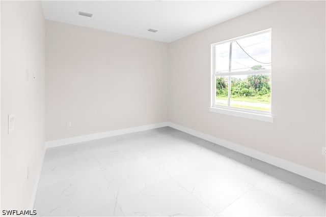 3007 72nd ST W, Lehigh Acres, FL 33971