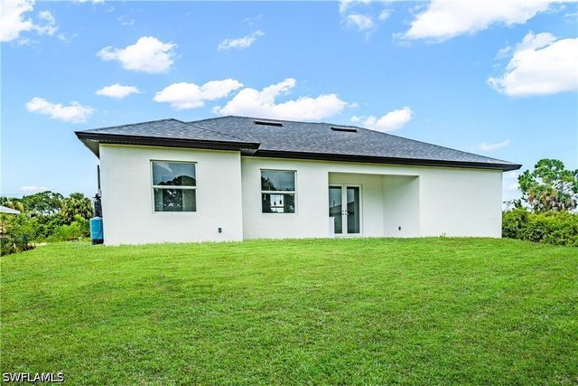 3007 72nd ST W, Lehigh Acres, FL 33971