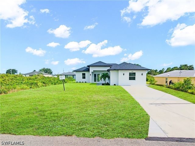 3007 72nd ST W, Lehigh Acres, FL 33971