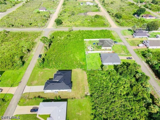 3007 72nd ST W, Lehigh Acres, FL 33971
