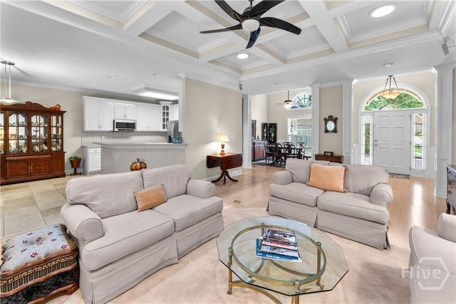 39 White Oak Bluff, Savannah, GA 31405
