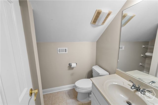 39 White Oak Bluff, Savannah, GA 31405