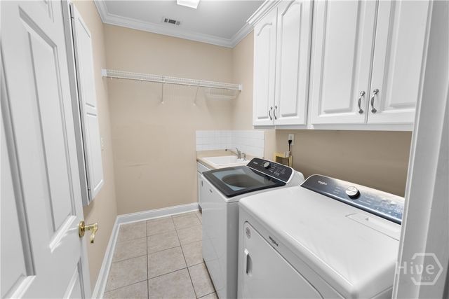 39 White Oak Bluff, Savannah, GA 31405