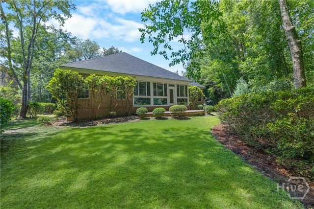 39 White Oak Bluff, Savannah, GA 31405