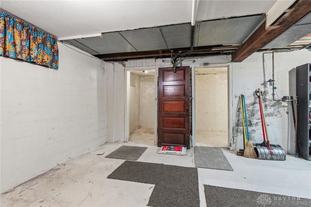 1030 Dodgson Court, Dayton, OH 45404