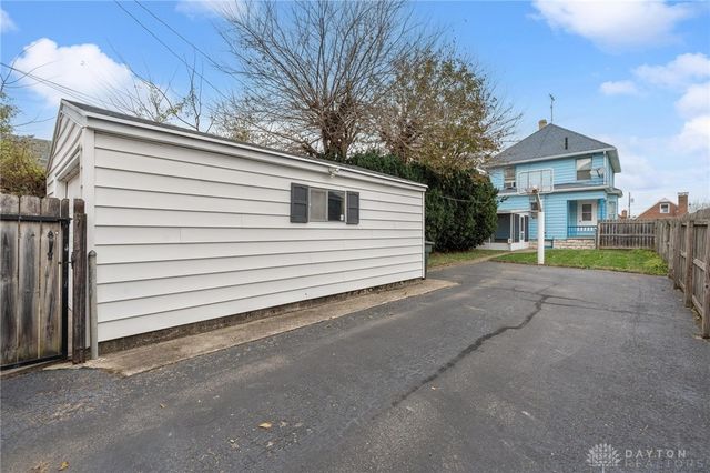 1030 Dodgson Court, Dayton, OH 45404