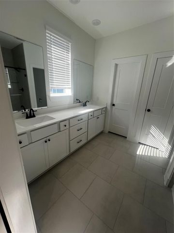 7743 Swooping Swallow Lane, Katy, TX 77493