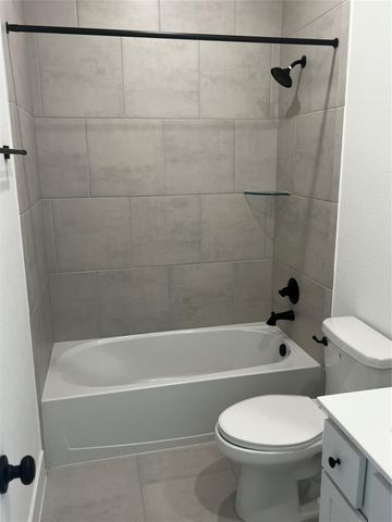 7743 Swooping Swallow Lane, Katy, TX 77493