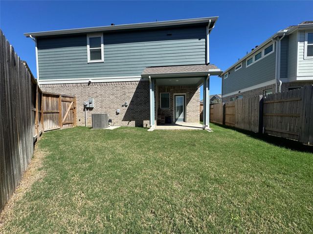 7743 Swooping Swallow Lane, Katy, TX 77493