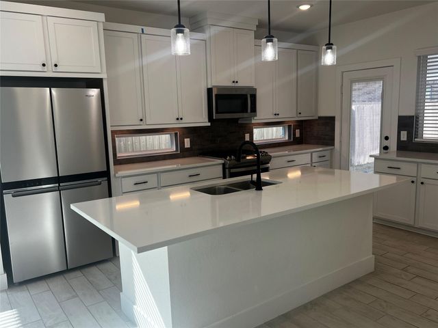 7743 Swooping Swallow Lane, Katy, TX 77493