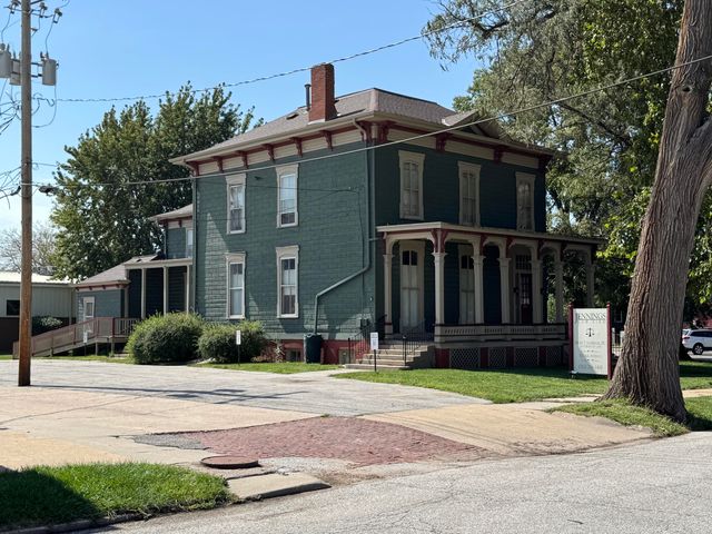 523 6TH AVE Avenue, Council Bluffs, IA 51503