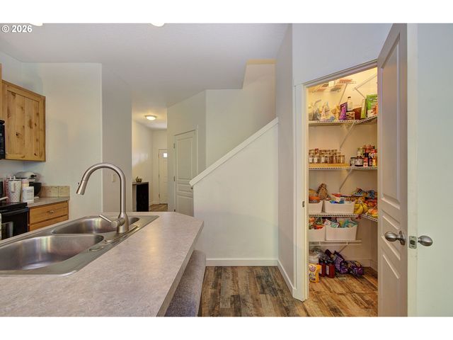 249 N 43RD Pl, Ridgefield, WA 98642