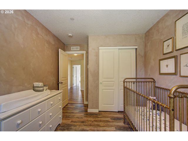 249 N 43RD Pl, Ridgefield, WA 98642