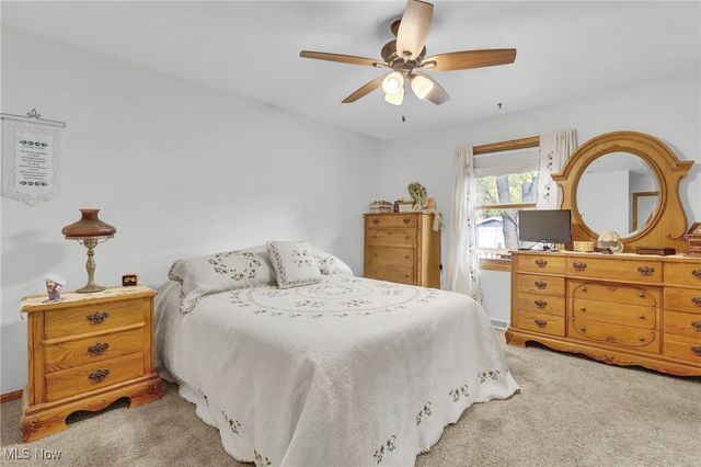 6321 W 130th Street, Parma Heights, OH 44130