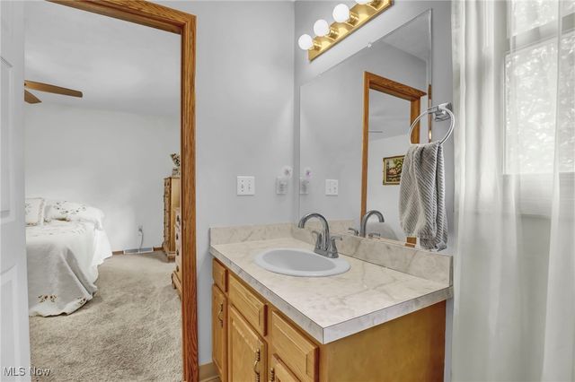 6321 W 130th Street, Parma Heights, OH 44130