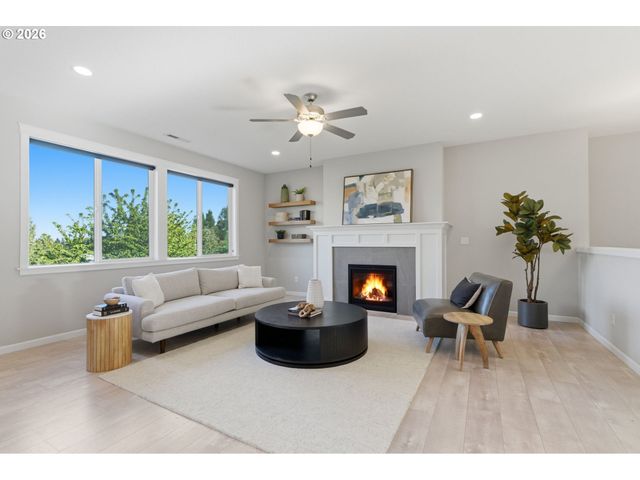 33068 Nw EJ SMITH Rd, Scappoose, OR 97056