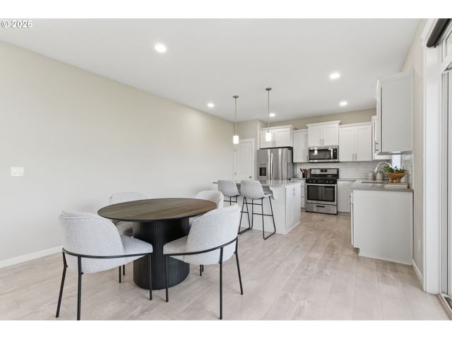 33068 Nw EJ SMITH Rd, Scappoose, OR 97056