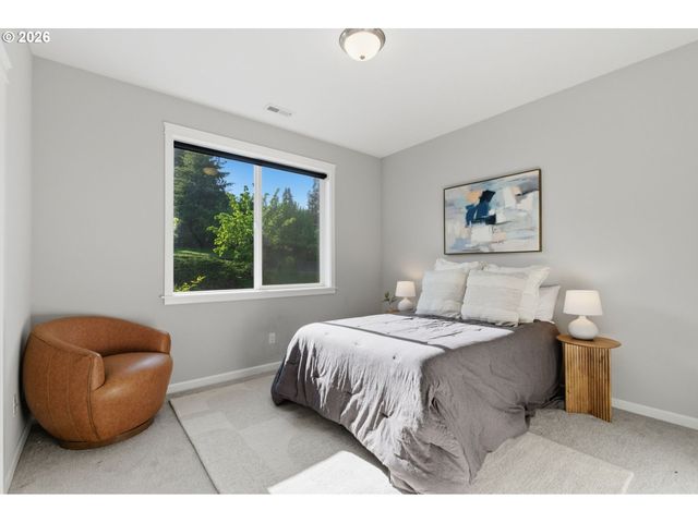 33068 Nw EJ SMITH Rd, Scappoose, OR 97056