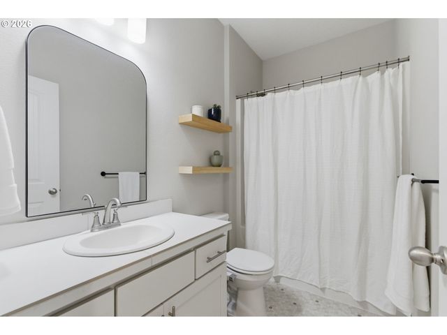 33068 Nw EJ SMITH Rd, Scappoose, OR 97056