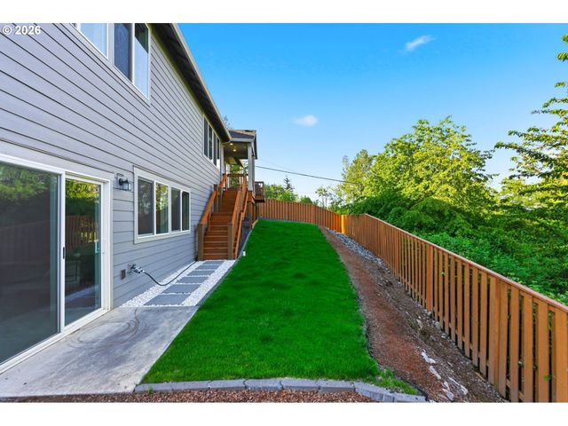 33068 Nw EJ SMITH Rd, Scappoose, OR 97056