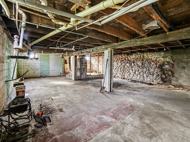 268 W Shelby Road, Shelby, MI 49455