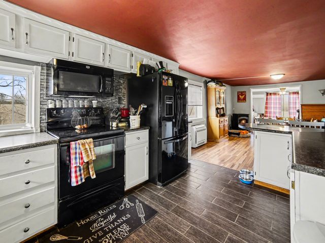 268 W Shelby Road, Shelby, MI 49455