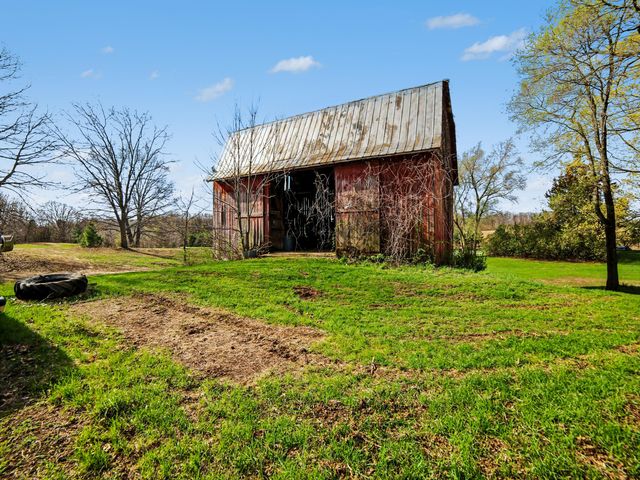 268 W Shelby Road, Shelby, MI 49455