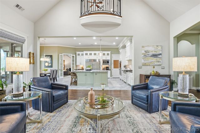 1113 W 108th Place S, Jenks, OK 74037