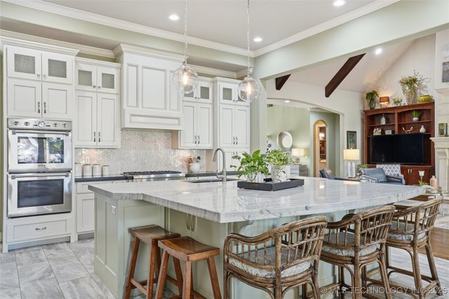 1113 W 108th Place S, Jenks, OK 74037