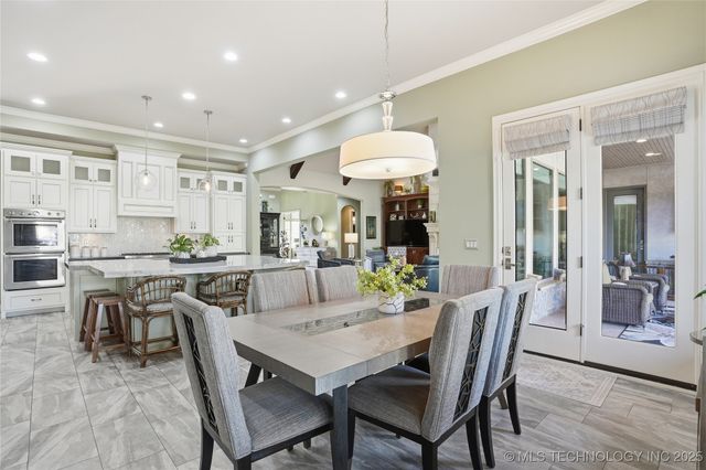 1113 W 108th Place S, Jenks, OK 74037