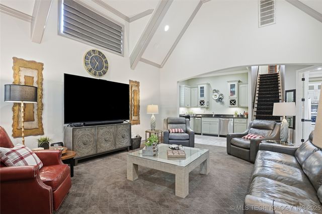 1113 W 108th Place S, Jenks, OK 74037