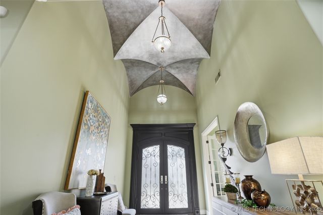 1113 W 108th Place S, Jenks, OK 74037