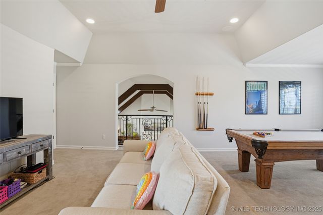 1113 W 108th Place S, Jenks, OK 74037