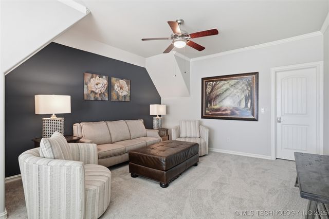 1113 W 108th Place S, Jenks, OK 74037