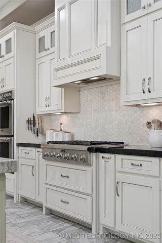 1113 W 108th Place S, Jenks, OK 74037