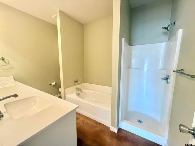 818 State Highway 110, Whitehouse, TX 75791