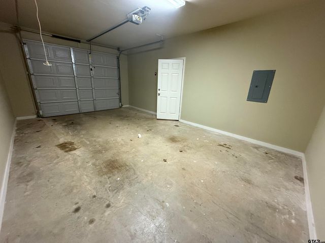 818 State Highway 110, Whitehouse, TX 75791
