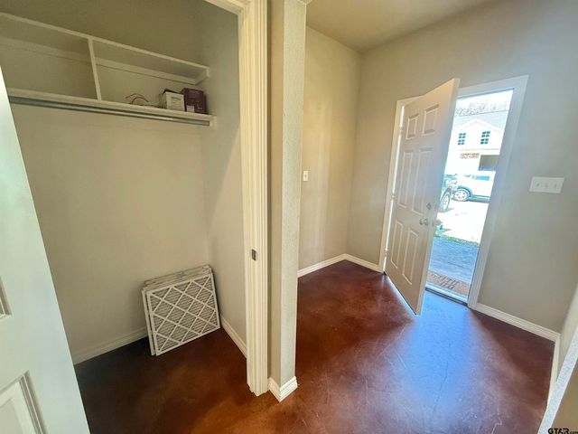 818 State Highway 110, Whitehouse, TX 75791