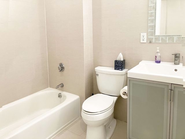 56 Penn Street 4, Quincy, MA 02169