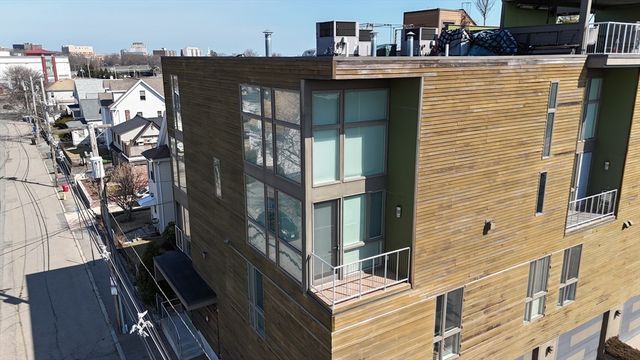 56 Penn Street 4, Quincy, MA 02169