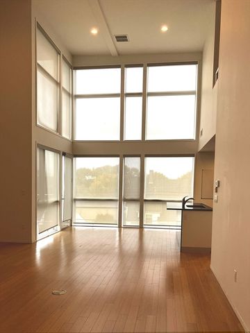 56 Penn Street 4, Quincy, MA 02169