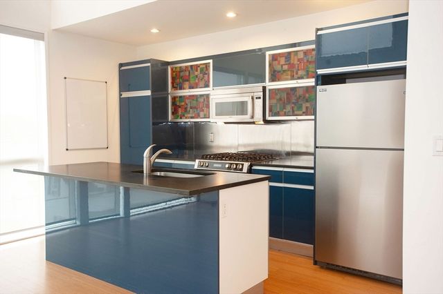 56 Penn Street 4, Quincy, MA 02169